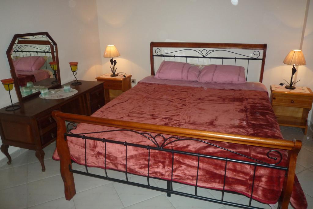 Kleidas Apartments Thymianá Habitación foto